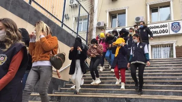 İstanbul’da yabancı uyruklu kadınlara fuhuş tuzağı! İş vaadiyle ağlarına düşürüyorlar - 7