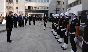 İzmir Emniyeti’nde bayrak değişimi