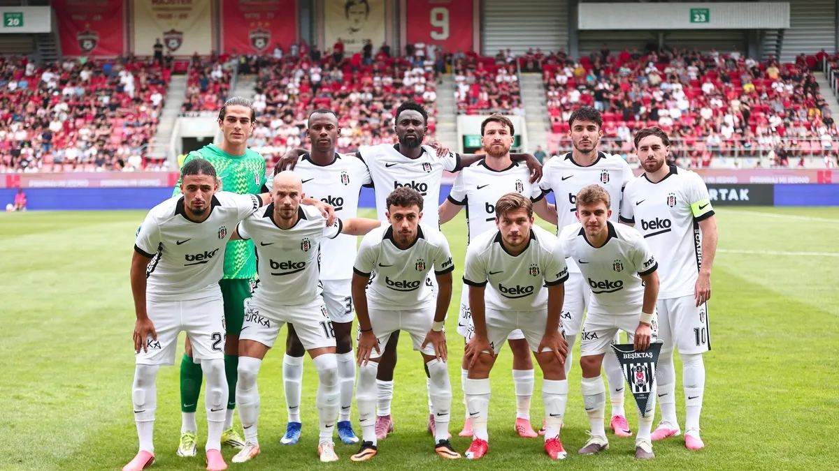 SON DAKİKA | Beşiktaş - Midtjylland | Italiano'nun ilk 11'i belli oldu... haber görseli