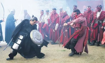 Ters köşe bir film geliyor