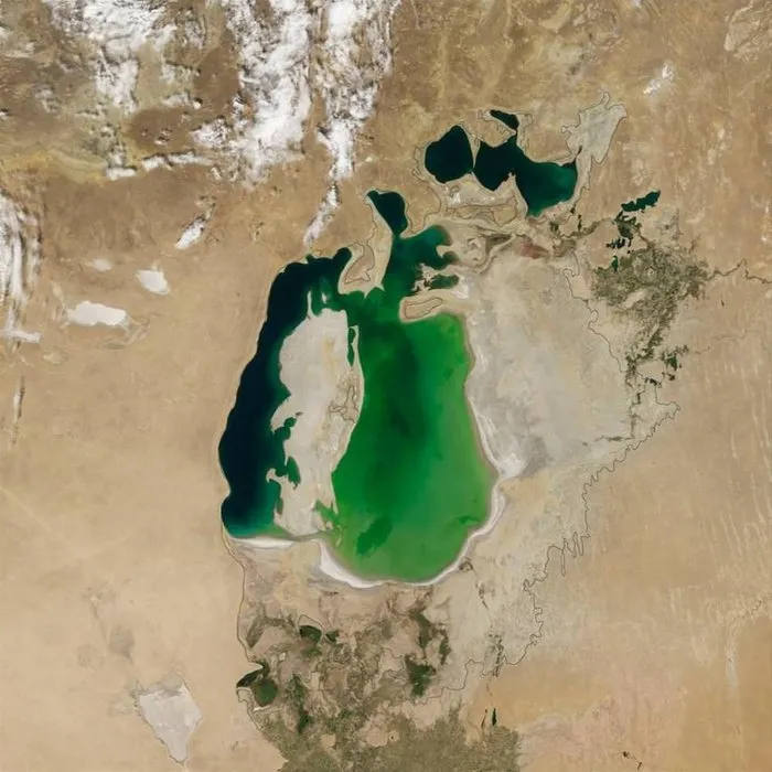 Aral Gölü kurumak üzere