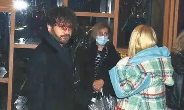 Kızlarla akşam gezmesi