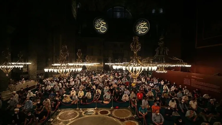 BAYRAM NAMAZI SAAT KAÇTA? 2025 İstanbul için bayram namazı saati belli oldu! İşte İstanbul bayram namazı vakti