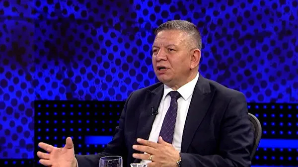 emekli-komutanlardan-pkknin-kimyasal-silah-iftirasina-cok-sert-tepki-dunyanin-en-serefli-ordusuna-atilan-en-se-1666259239770.jpg Emekli komutanlar PKK'nın 'Kimyasal Silah' iftirasına ateş püskürdü: Şebnem Korur Fincancı hukuk önünde hesap versin!