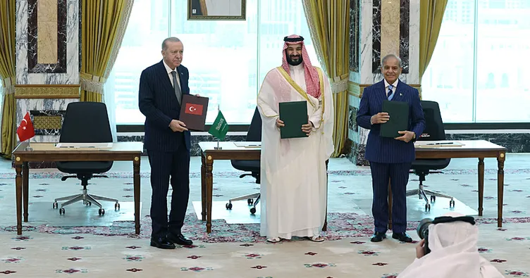 Mekke Anlaşması’nda yol haritası çizilecek: Üç ülke İstanbul’daki zirvede buluşuyor! Bölgesel güvenlik için kritik adım