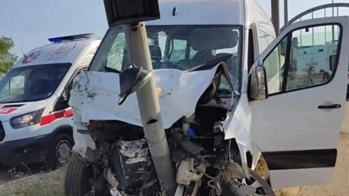 Karadeniz Sahil Yolu’nda kaza: 13 kişi yaralandı! Karadeniz Sahil Yolu’nda kaza: 13 kişi yaralandı!