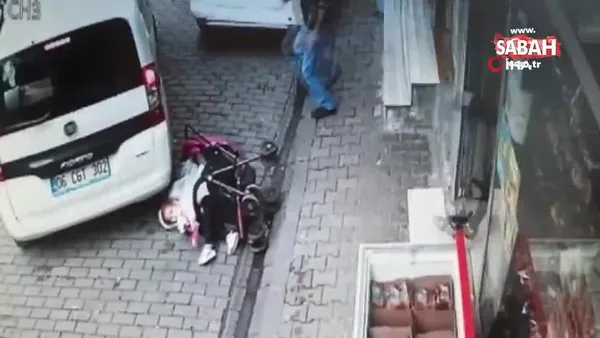 SON DAKİKA: İstanbul Bağcılar'da bebeğin mucizevi kurtuluşu kamerada! Aracın altına doğru böyle kaydı...  Video