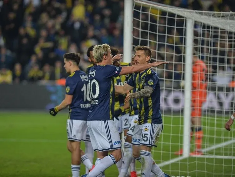 Fenerbahçe’den transfer harekatı! 5 imza birden