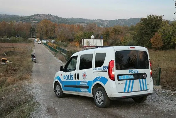 Acil tıp teknisyeni öldürdüğü kişiyi köpek çiftliğine gömerken yakalandı