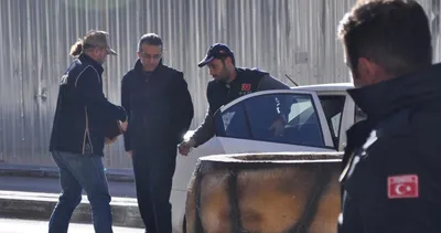 Eski savcı Sarıkaya adliyeye böyle getirildi