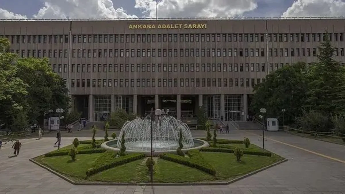 FETÖ dosyalarını kapatan zabit katibinin yargılanmasına devam edildi FETÖ dosyalarını kapatan zabit katibinin yargılanmasına devam edildi