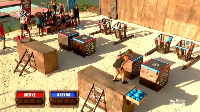Survivor'da kim elendi, adaya veda eden isim kim oldu? 2 Mart 2021 Salı Survivor SMS sıralaması ile elenen isim belli oldu!