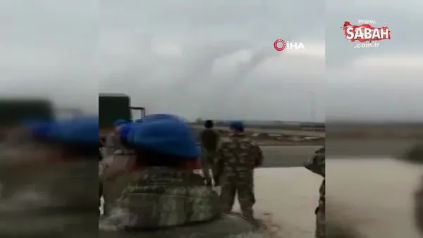 TSK'nın Suriye İdlib'den sonra Hama'daki rejim güçlerine ateş açma anı kamerada | Video