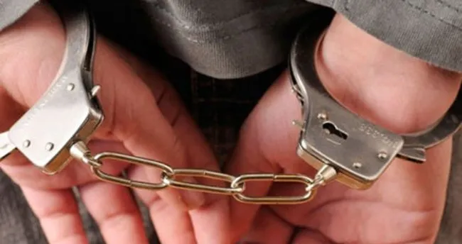 1’i emniyet müdürü 12 polis tutuklandı