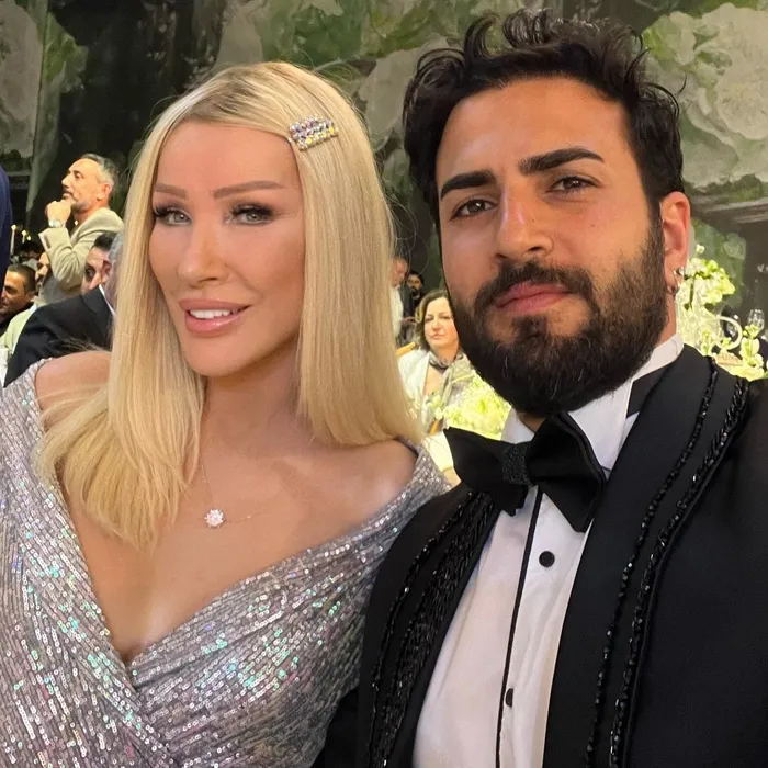 Seda Sayan ve eşi Çağlar Ökten’in ‘aşk’ tablosu! Berlin’i kasıp kavurdular