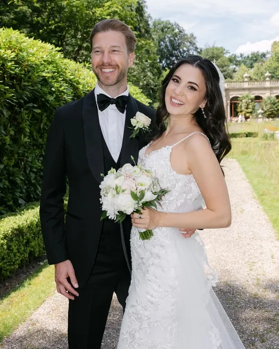 Anne olmaya gün sayıyor... Şarkıcı Karsu hamilelik pozlarıyla takipçilerinden tam not aldı! Düştüğü not kalpleri yumuşattı...