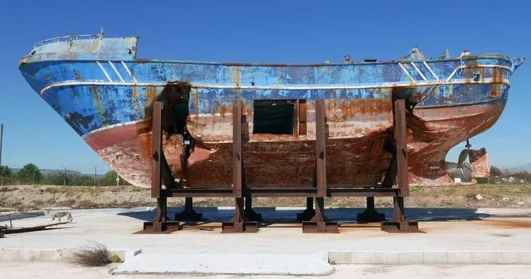 Göçmenlerin hayatını kaybettiği gemi anıt oluyor