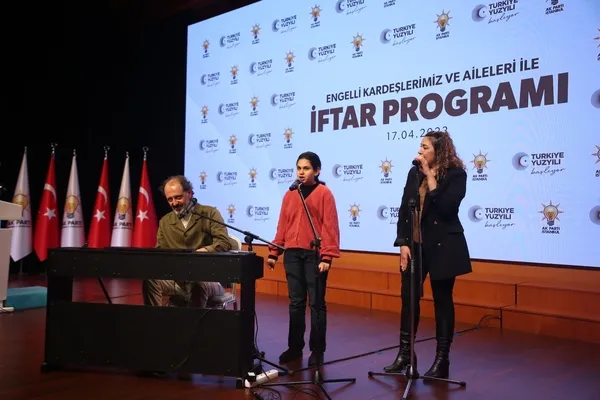 ak-parti-il-baskanliginda-engelsiz-iftar-programi-duzenlendi-1681854175034.jpeg