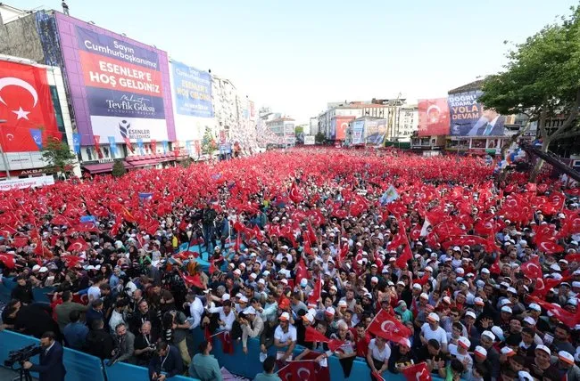 son-dakika-baskan-erdogandan-imamogluna-tepki-pazarciyla-kavga-ediyor-boyle-idarecilik-olmaz-1685117335965.jpg
