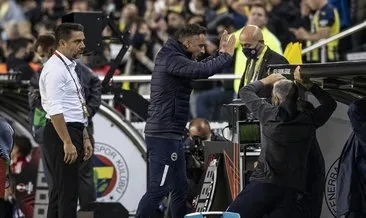 Fenerbahçeli taraftarlar Vitor Pereira’ya su bardağı fırlattı