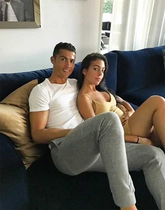Cristiano Ronaldo’nun kız arkadaşından hamilelik açıklaması