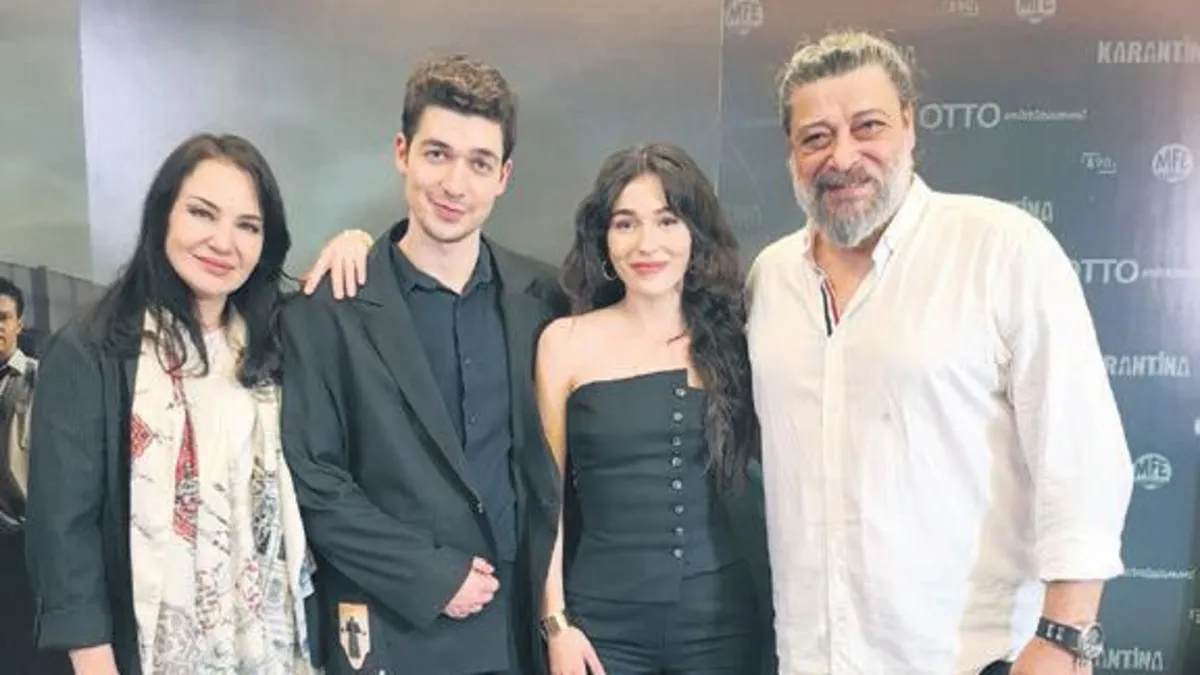 5 çocukla sitcom gibi bir ev hayatımız var 5 çocukla sitcom gibi bir ev hayatımız var