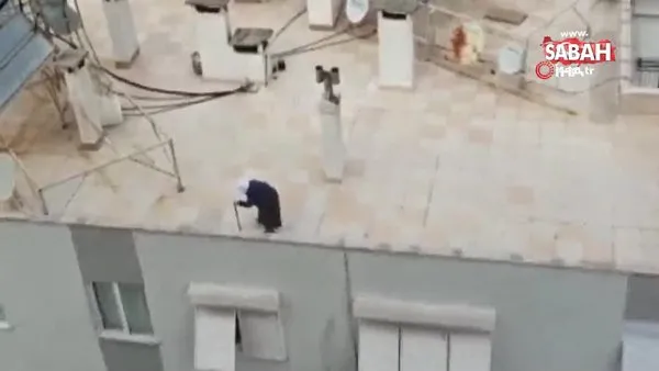 Antalya’da 65 yaş üstü yaşlı teyze corona virüsü yüzünden sokağa çıkamayınca çatıya çıkarak böyle gezdi  | Video