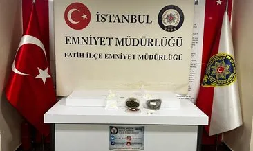 Bir kilogramdan fazla uyuşturucuyla yakaladılar #istanbul