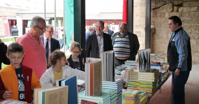 Edirne 5. Kitap Fuarı’nda 2 sergi