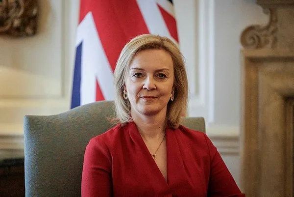 İngiltere Brexit'i tek taraflı değiştirmek için harekete geçti
