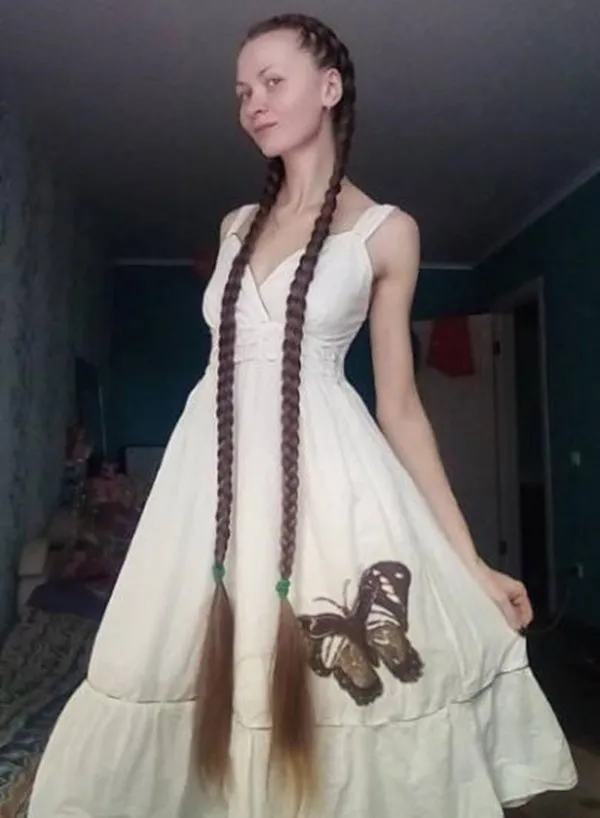 Dashik Gubonova 13 yıldır saçlarını kestirmiyor