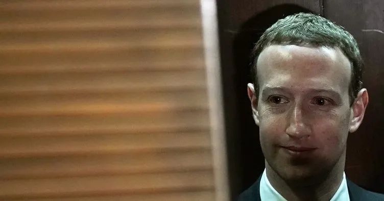 Facebook kurucusu Mark Zuckerberg ifade öncesi özür diledi