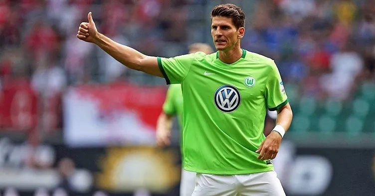 Mario Gomez, Stuttgart’a transfer oldu