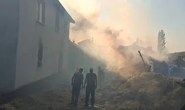 Kütahya köyde yangın! 2 ev, 3 samanlık ve 2 ahır kullanılamaz hale geldi #kutahya
