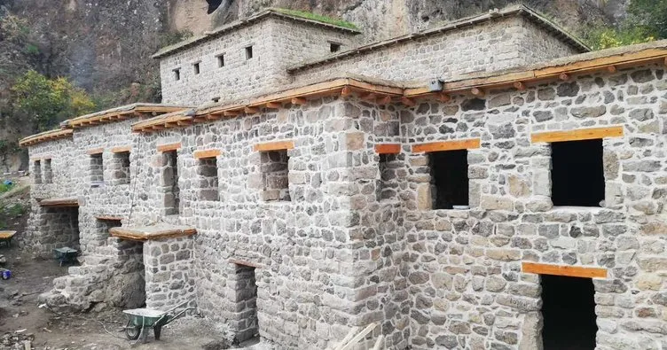 400 yıllık tarihi taş evleri restorasyon çalışması tamamlandı