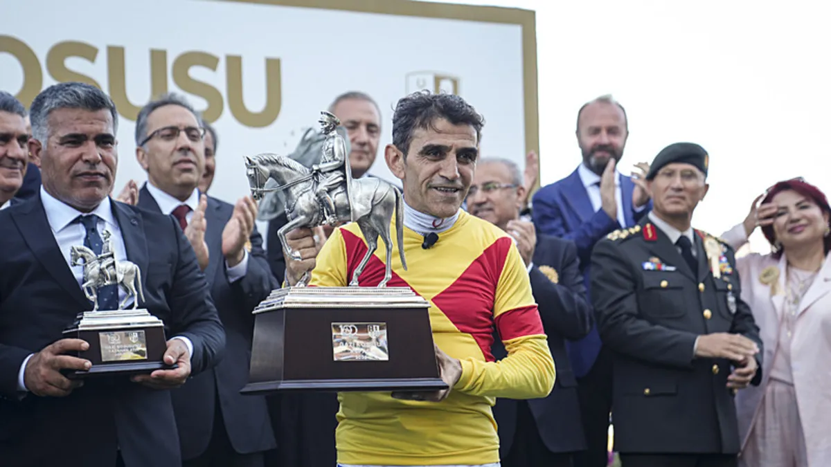 Halis Karataş: 100’üncü yıl benim için çok önemliydi! Halis Karataş: 100’üncü yıl benim için çok önemliydi!