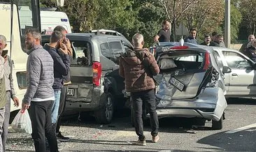 Kütahya’da işçi servisi kırmızı ışıkta bekleyen 7 araca çarptı: 3 yaralı! #afyonkarahisar