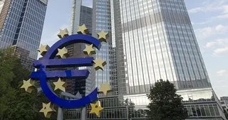 ECB: Tüketicilerin enflasyon beklentileri düştü