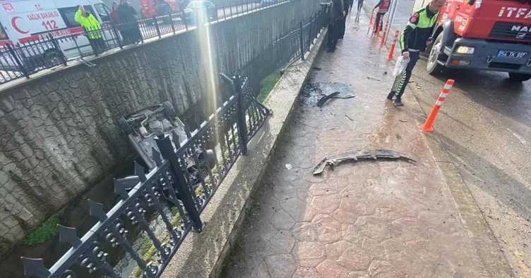 Sakarya’da otomobil su kanalına uçtu: Sürücü yaralandı