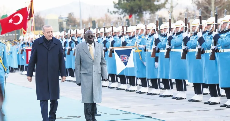 Nijerya ile ticaret 5 milyar dolara çıkacak