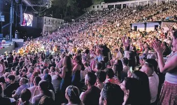 Harbiye’den Selda Bağcan geçti #istanbul
