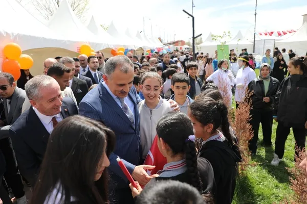 bilim-dolu-gunler-bilim-senligi-1779297146876.jpg