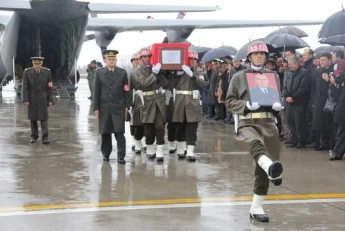 Şehit Pilot gözyaşları içinde uğurlandı