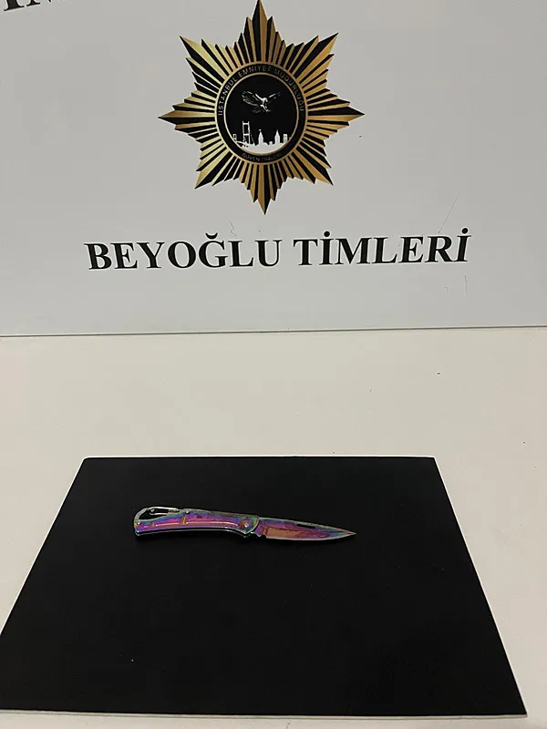 son-dakika-istanbul-taksimde-genc-kadin-gece-kulubunu-birbirine-katti-sevgilisinin-yaninda-baska-birini-gorunc-1754986925124.jpeg SON DAKİKA... İstanbul Taksim'de genç kadın gece kulübünü birbirine kattı: Sevgilisinin yanında başka birini görünce…