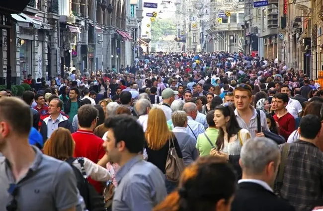 son-dakika-i-istanbulda-toplu-ulasima-1-mayis-duzenlemesi-o-duraklar-kullanima-kapatilacak-1777598358608.jpeg