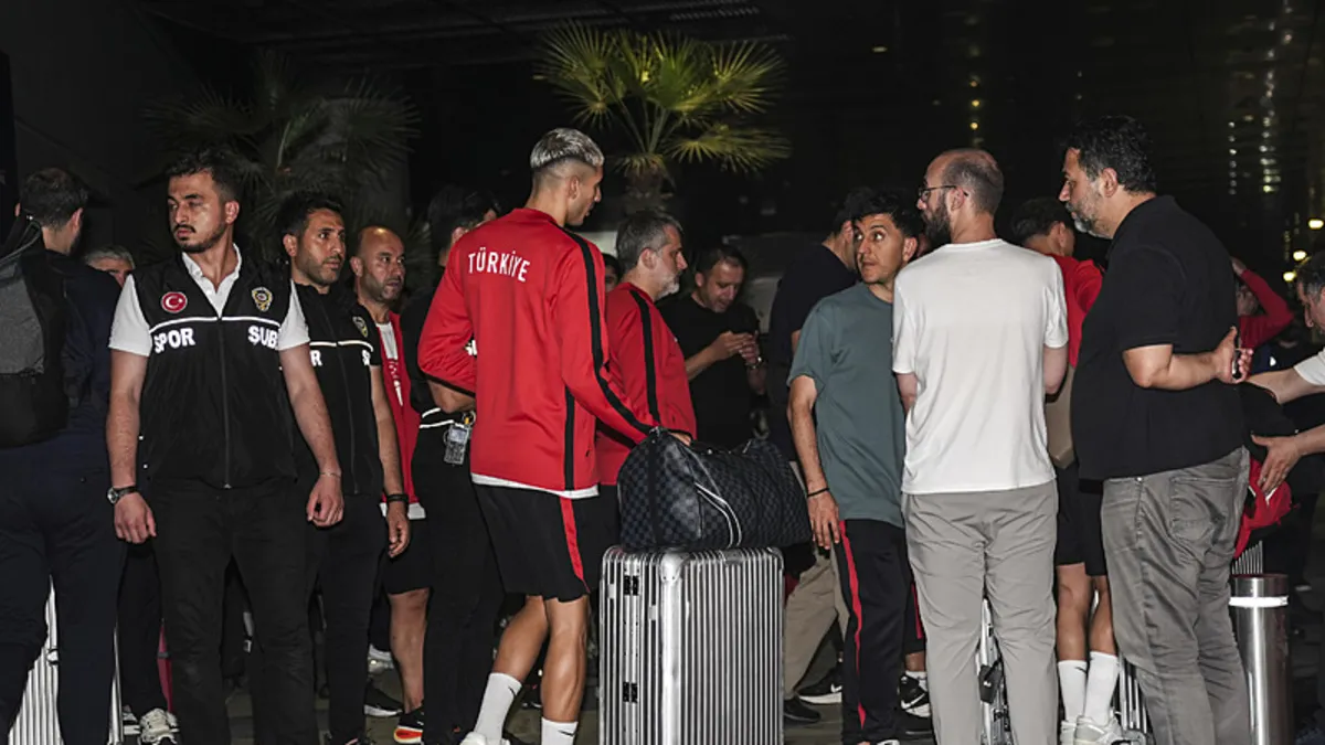 A Milli Futbol Takımı, Dünya Kupası sonrası yurda döndü! A Milli Futbol Takımı, Dünya Kupası sonrası yurda döndü!