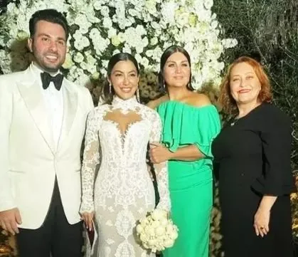 Sibel Can gelini Merve Kaya’nın doğum gününü kutladı!