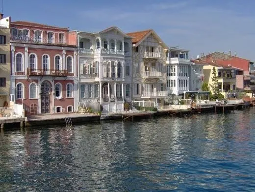 Boğaz hakkında herşey kitabından Boğaz'ın en güzel yalıları