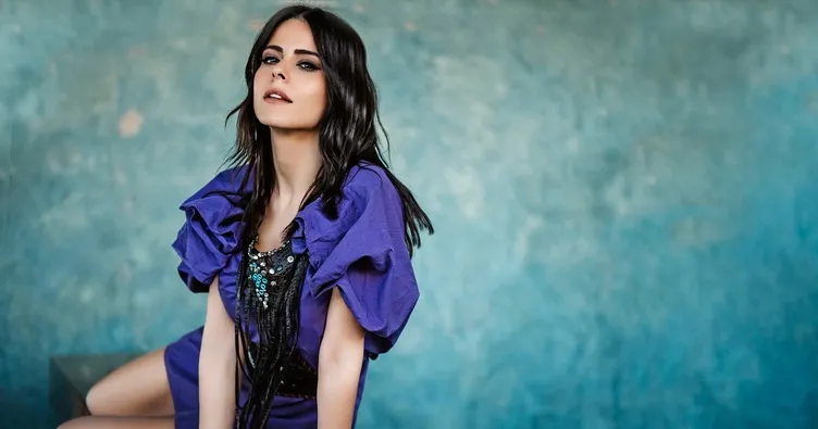 Simge Sağın: Herkesin sevdiği bir sanatçı yıllarca önümü kesti