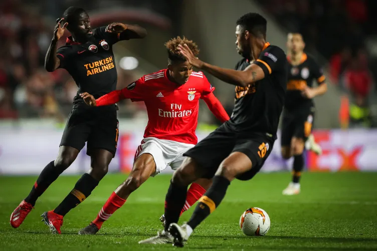 Galatasaray'da hakem isyanı! VAR olsaydı...